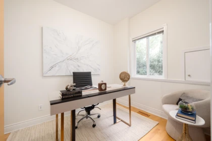 Mudroom Photo of 4080 St. Pauls Avenue, North Vancouver, BC