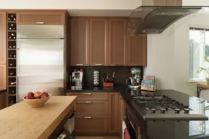 Kitchen Island Photo of 13 230 Salter Street, New Westminster, BC