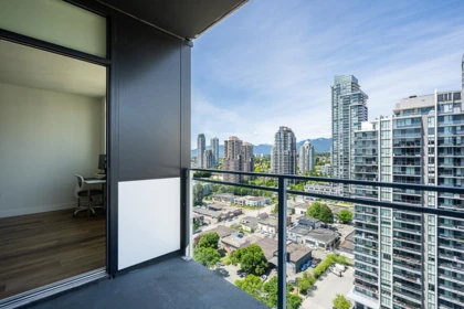 Primary Bathroom Photo of 2101 4433 Alaska Street, Burnaby, BC