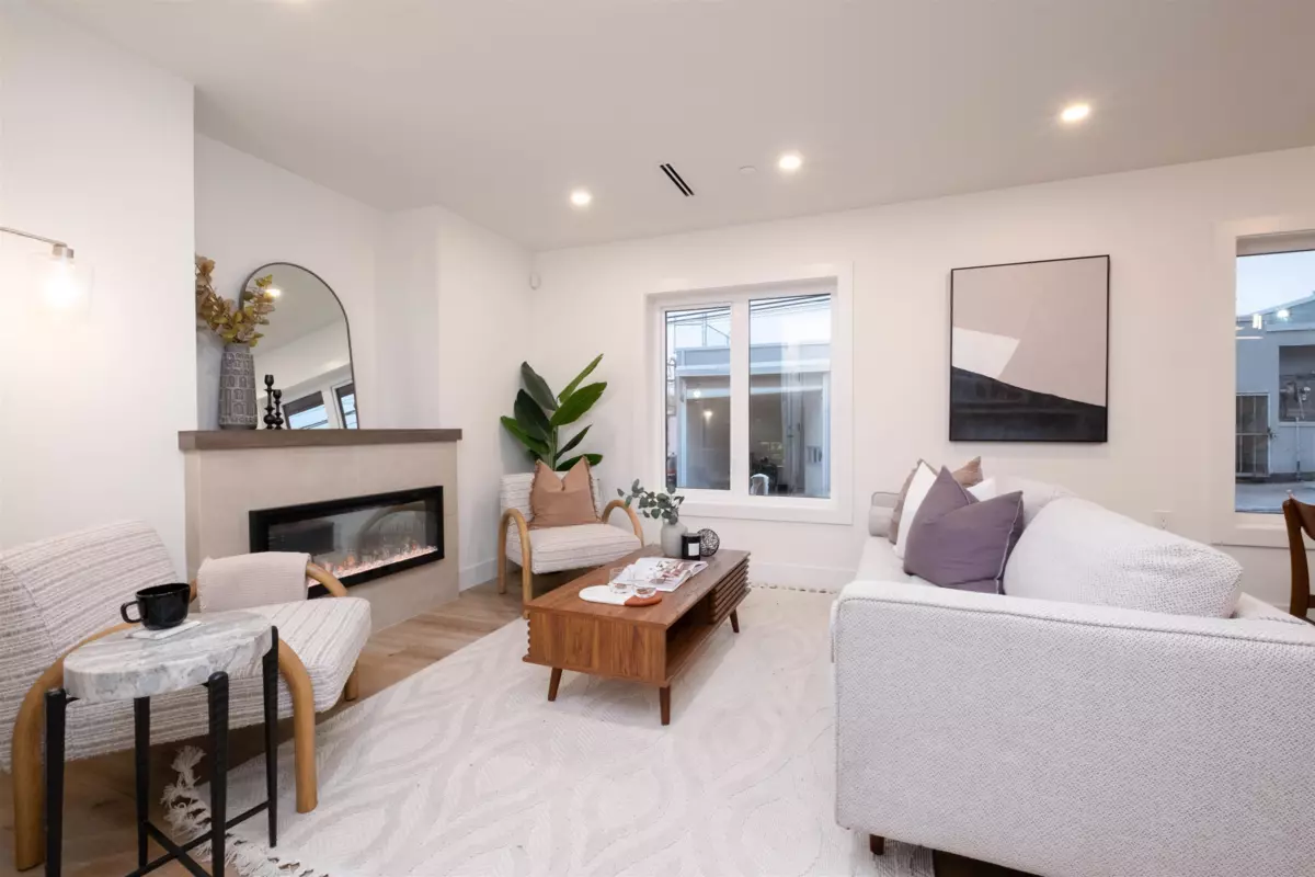 Family Room Photo of 2665 E Pender Street, Vancouver, BC