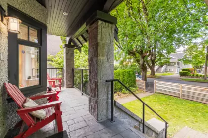 Breakfast Nook Photo of 2436 W 8th Avenue, Vancouver, BC