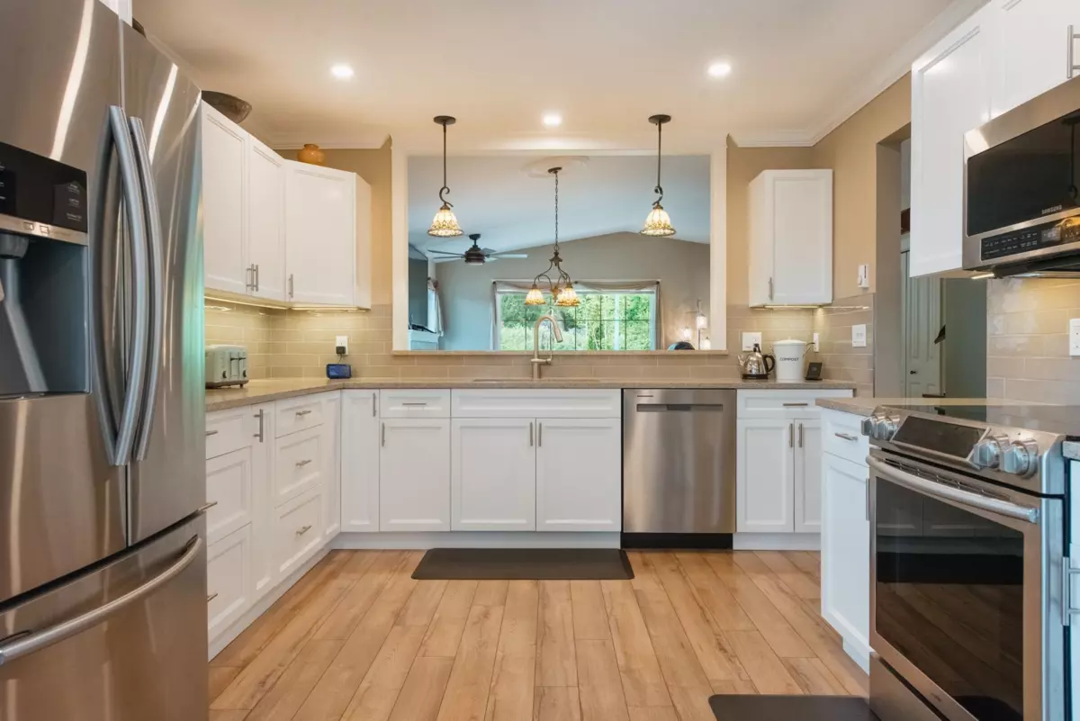 Family Room Photo of 6319 Tower Street, Sechelt, BC