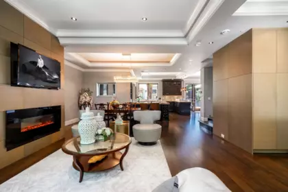 Kitchen Photo of 4320 W 8th Avenue, Vancouver, BC