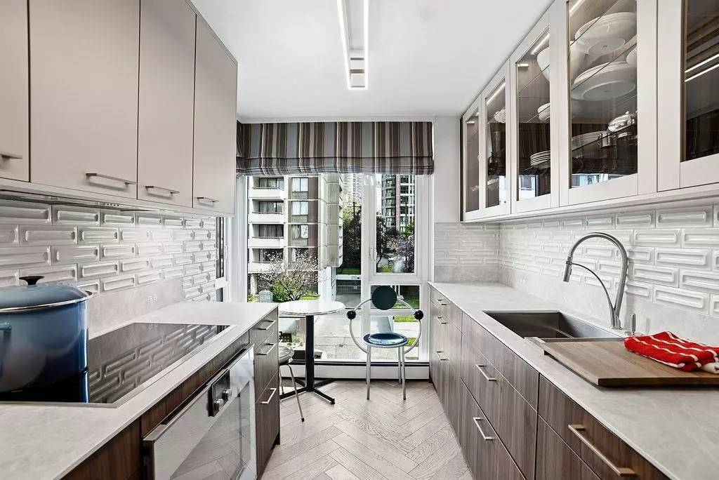 Exterior Rear Photo of 403 1020 Harwood Street, Vancouver, BC