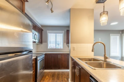 Primary Bathroom Photo of 105 46150 Bole Avenue, Chilliwack, BC