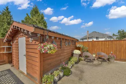 Garden / Landscaping Photo of 16529 85th Street, Surrey, BC