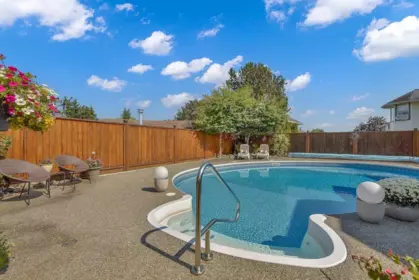 Hot Tub / Spa Photo of 16529 85th Street, Surrey, BC