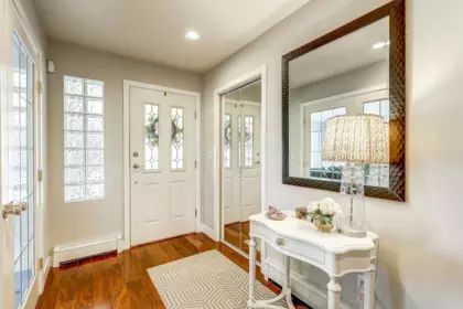 Powder Room Photo of 16529 85th Street, Surrey, BC