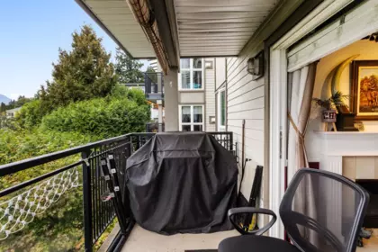 Hot Tub / Spa Photo of 301 106 W Kings Road, North Vancouver, BC