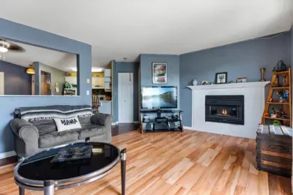 Kitchen Photo of 37 5915 Vedder Road, Chilliwack, BC