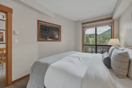 Office / Den Photo of 702 4320 Sundial Crescent, Whistler, BC