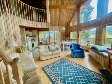 8200 Gun Lake Road, Pemberton, BC, Pemberton — Single Family Residence for sale