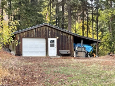 Office / Den Photo of 8200 Gun Lake Road, Pemberton, BC