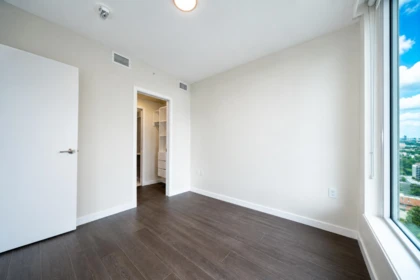 Walk-In Closet Photo of 2811 2108 Gilmore Avenue, Burnaby, BC