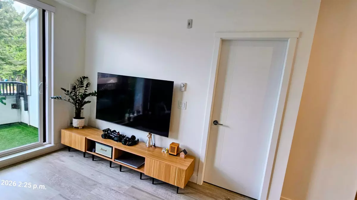 Living Room Photo of 405 2160 Grant Avenue, Port Coquitlam, BC