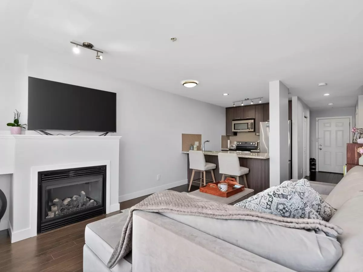 Family Room Photo of 411 3255 Smith Avenue, Burnaby, BC