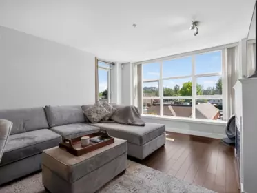 411 3255 Smith Avenue, Burnaby, BC, Burnaby — Apartment/Condo for sale