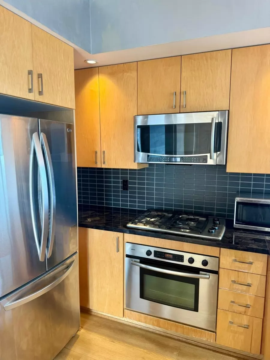 Family Room Photo of 1606 1050 Smithe Street, Vancouver, BC