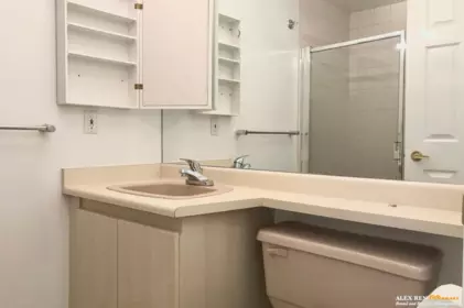 Powder Room Photo of 4396 W 11th Avenue, Vancouver, BC