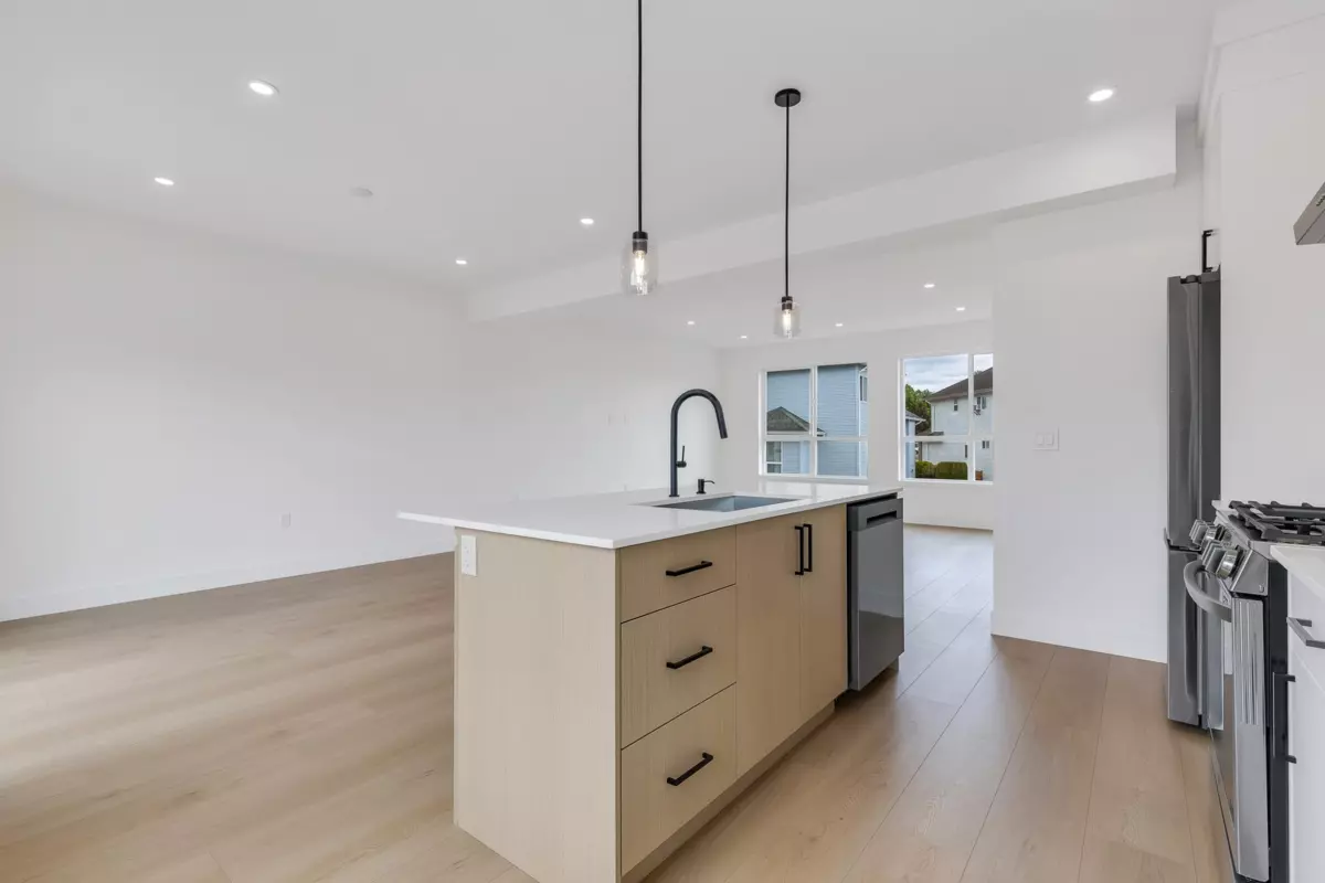 Dining Area Photo of 22 30501 Robin Drive, Abbotsford, BC