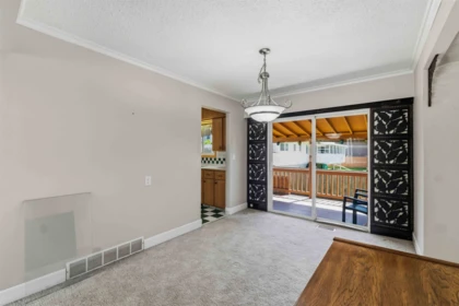 Kitchen Island Photo of 31806 Carlsrue Avenue, Abbotsford, BC