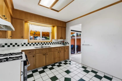 Pantry Photo of 31806 Carlsrue Avenue, Abbotsford, BC