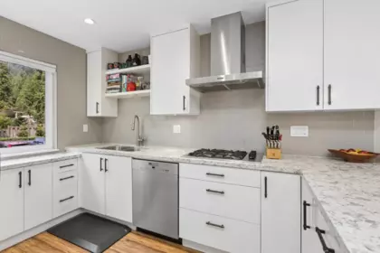 Primary Bedroom Photo of 4715 Hoskins Road, North Vancouver, BC