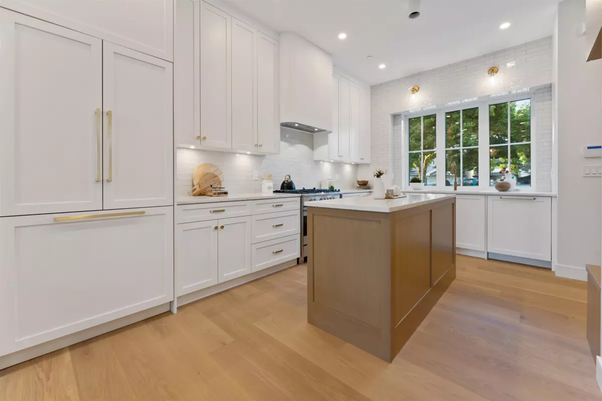 Family Room Photo of 2578 E 4th Avenue, Vancouver, BC
