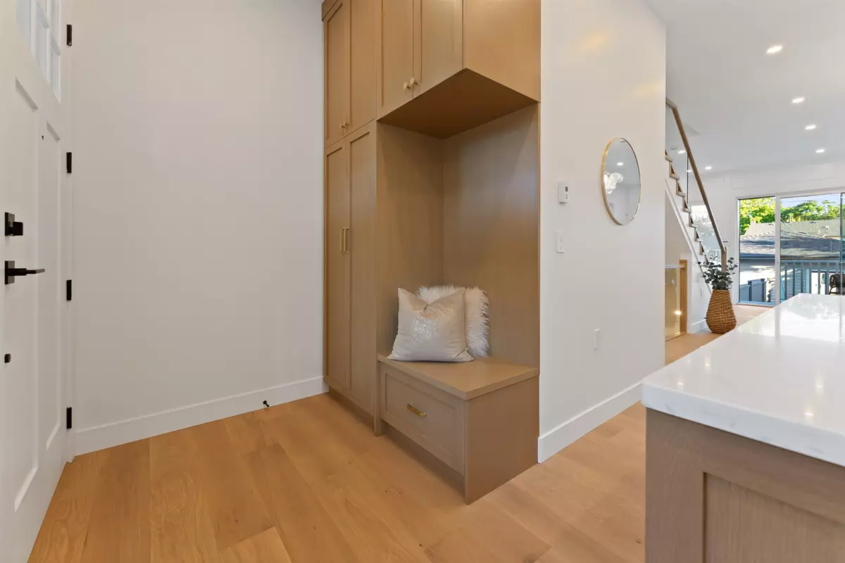 Living Room Photo of 2578 E 4th Avenue, Vancouver, BC