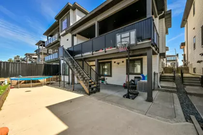 Outdoor Kitchen Photo of 31041 N Deertrail Drive, Abbotsford, BC