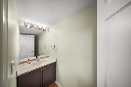 Entry Foyer Photo of 20 323 Governors Court, New Westminster, BC