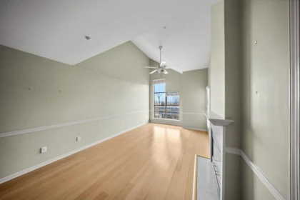 Walk-In Closet Photo of 20 323 Governors Court, New Westminster, BC