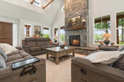 9586 Mcmillan Road, Rosedale, BC, Rosedale — Single Family Residence for sale