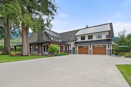 9586 Mcmillan Road, Rosedale, BC, Rosedale — Single Family Residence for sale