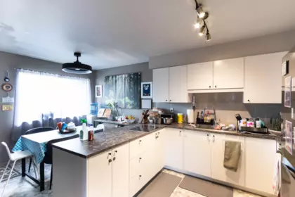 Breakfast Nook Photo of 2228 King Albert Avenue, Coquitlam, BC