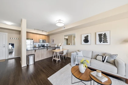 366 4099 Stolberg Street, Richmond, BC, Richmond — Apartment/Condo for sale