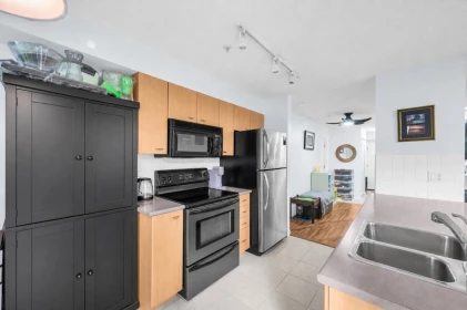 Pantry Photo of 112 14877 100 Avenue, Surrey, BC
