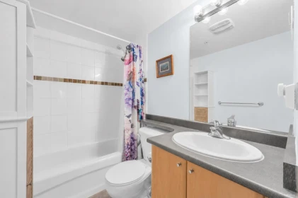 Walk-In Closet Photo of 112 14877 100 Avenue, Surrey, BC