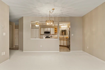 306 45660 Knight Road, Chilliwack, BC, Chilliwack — Apartment/Condo for sale