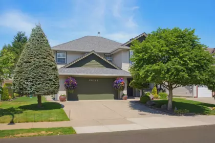 30719 Crestview Avenue, Abbotsford, BC, Abbotsford — Single Family Residence for sale