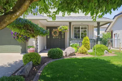 30719 Crestview Avenue, Abbotsford, BC, Abbotsford — Single Family Residence for sale