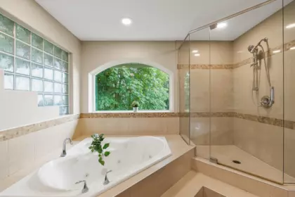 Hallway Photo of 2264 Sorrento Drive, Coquitlam, BC