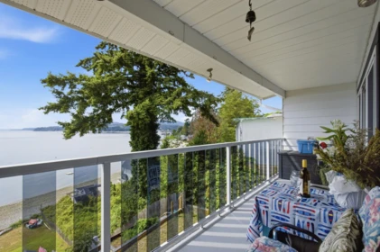 5223 Sunshine Coast Highway, Sechelt, BC, Sechelt — Single Family Residence for sale