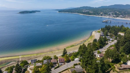 5223 Sunshine Coast Highway, Sechelt, BC, Sechelt — Single Family Residence for sale