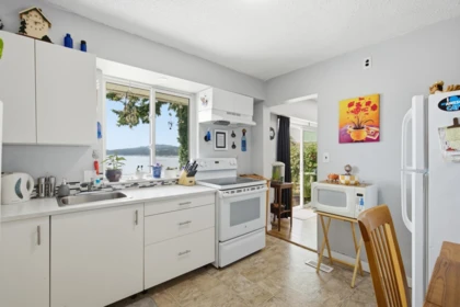 Outdoor Patio Photo of 5223 Sunshine Coast Highway, Sechelt, BC