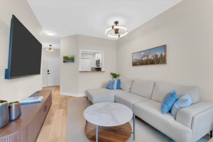 303 630 Roche Point Drive, North Vancouver, BC, North Vancouver — Apartment/Condo for sale