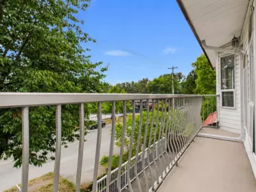 Hallway Photo of 5135 Marine Drive, Burnaby, BC