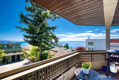 Outdoor Deck Photo of 206 15080 Prospect Avenue, White Rock, BC