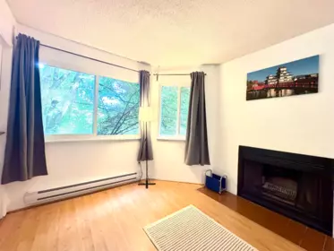 312 9880 Manchester Drive, Burnaby, BC, Burnaby — Apartment/Condo for sale