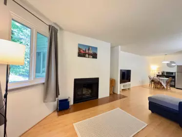 312 9880 Manchester Drive, Burnaby, BC, Burnaby — Apartment/Condo for sale